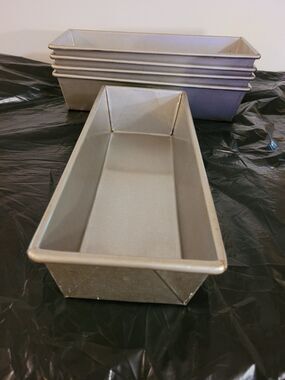 Commercial II 1.5-Pound Loaf Pan, Heavy-Weight Aluminized Steel, 12inx 5inx3in